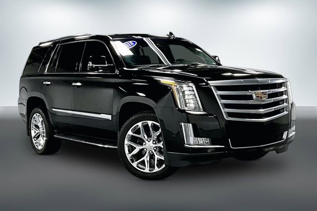 Used 2018 Cadillac Escalade Luxury image 1
