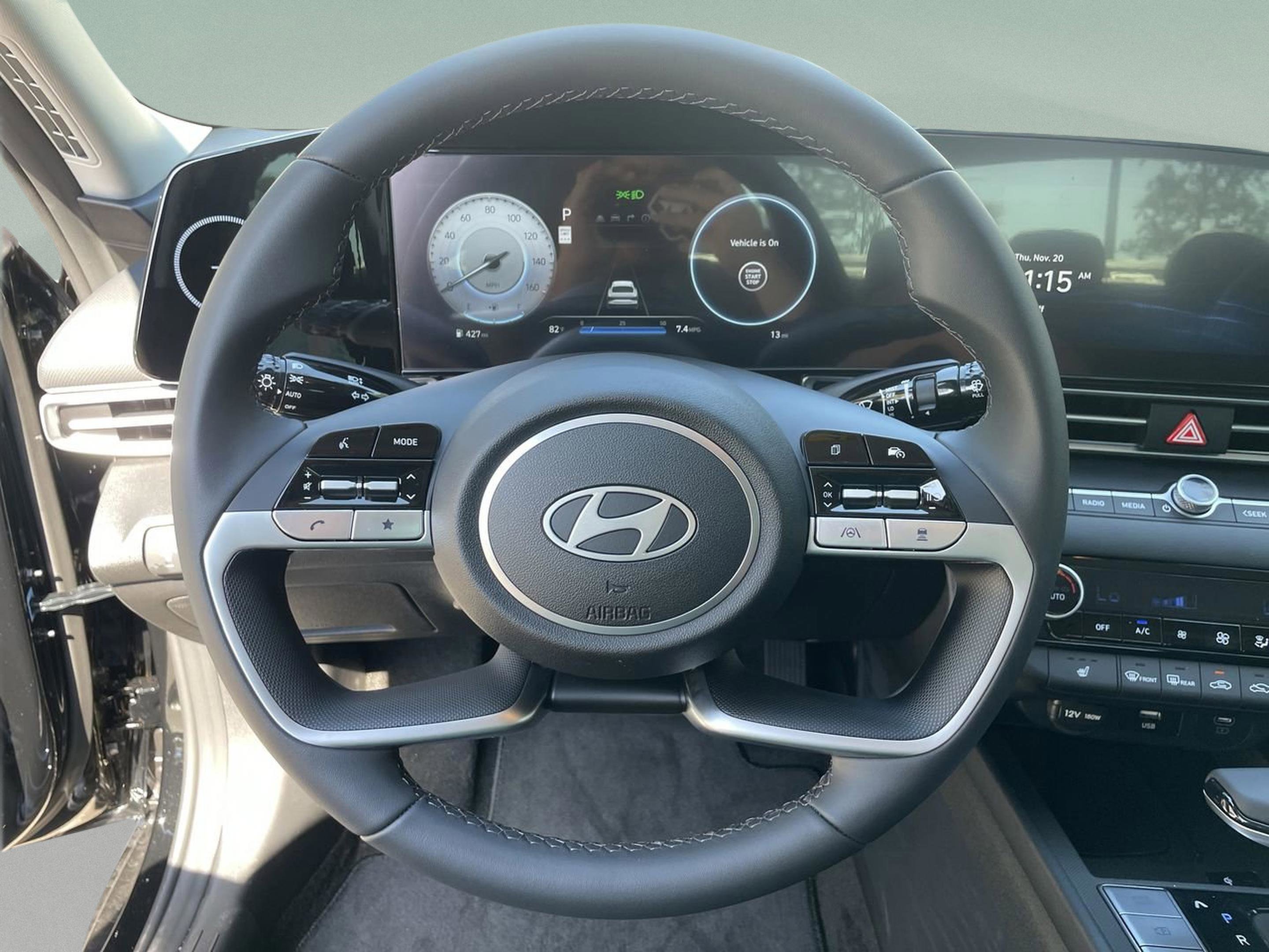 New 2026 Hyundai Elantra Limited image 9