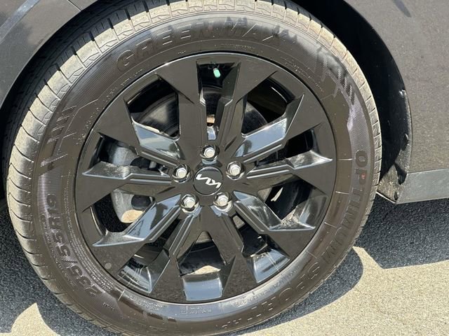 Used 2024 Kia Carnival SX Prestige FWD image 7