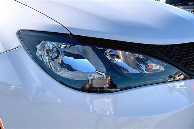 Used 2024 Chrysler Voyager LX image 30