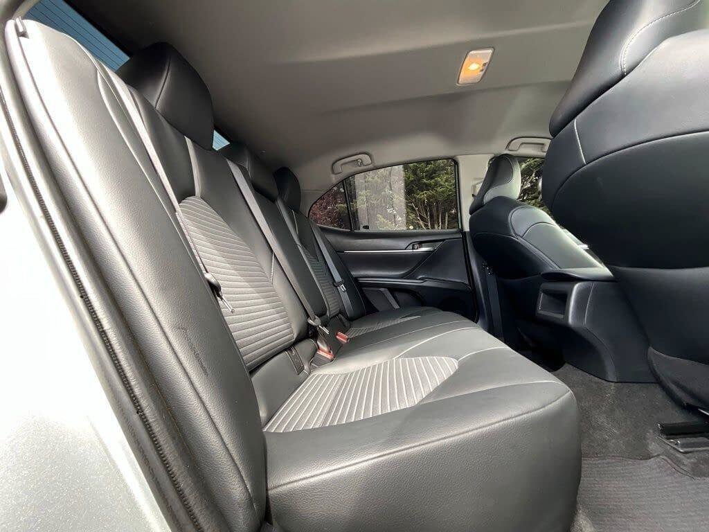 Used 2022 Toyota Camry SE w/ Carpet Mat Package (TMS) FWD image 13