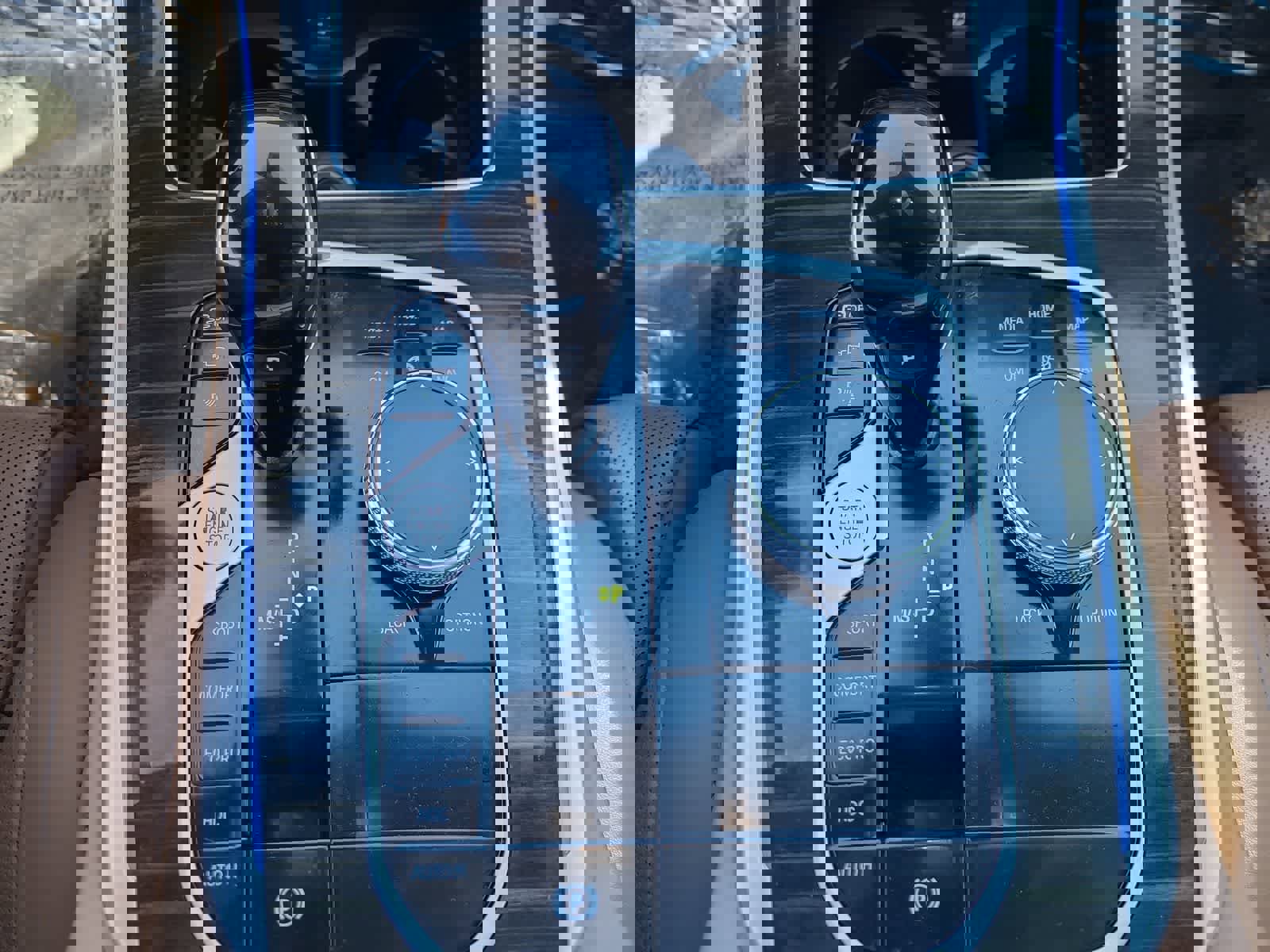 Used 2023 BMW X5 xDrive40i image 25