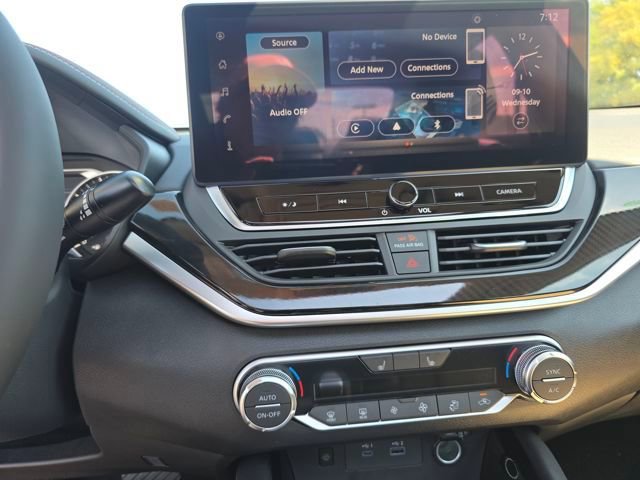 New 2025 Nissan Altima 2.5 SR w/ SR Premium Package image 17