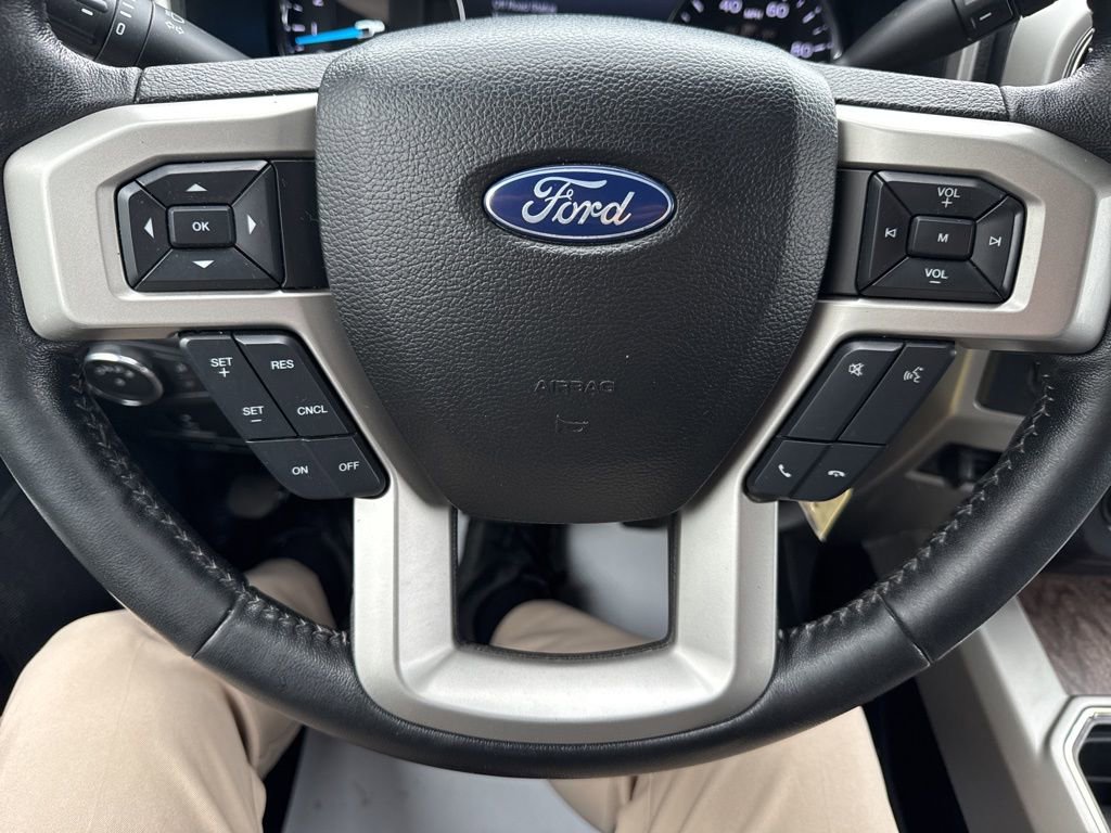 Used 2018 Ford F350 Lariat w/ Chrome Package image 14