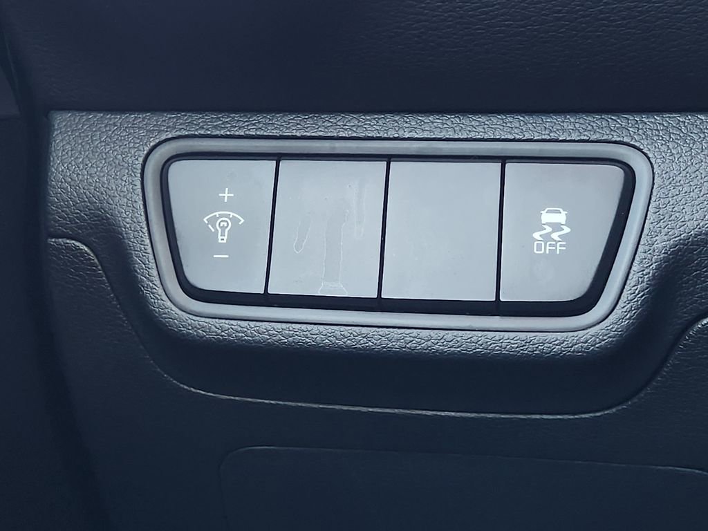 Used 2024 Kia Forte LXS image 23