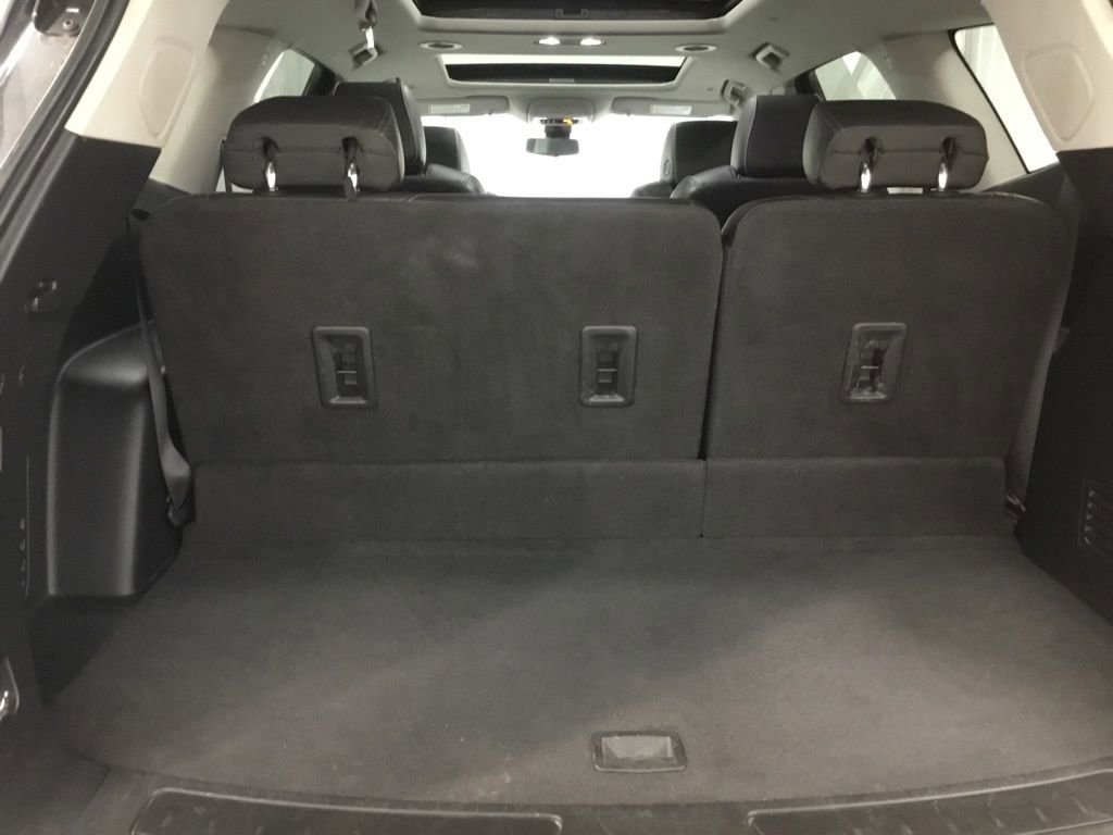 Used 2021 Buick Enclave Avenir w/ Avenir Technology Package image 16