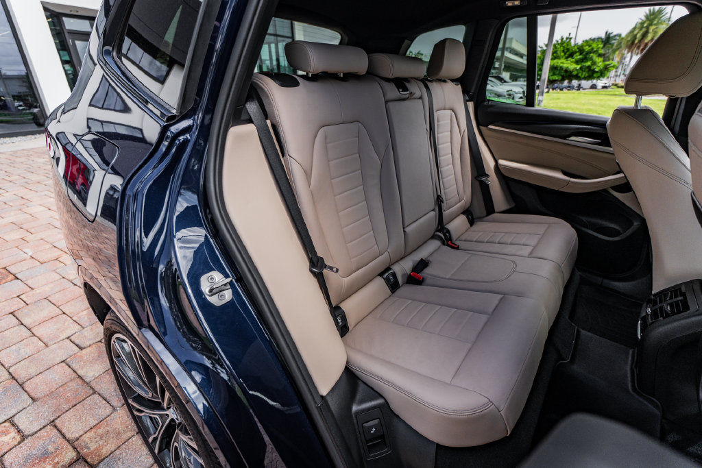 Used 2024 BMW X3 sDrive30i w/ Premium Package RWD image 39