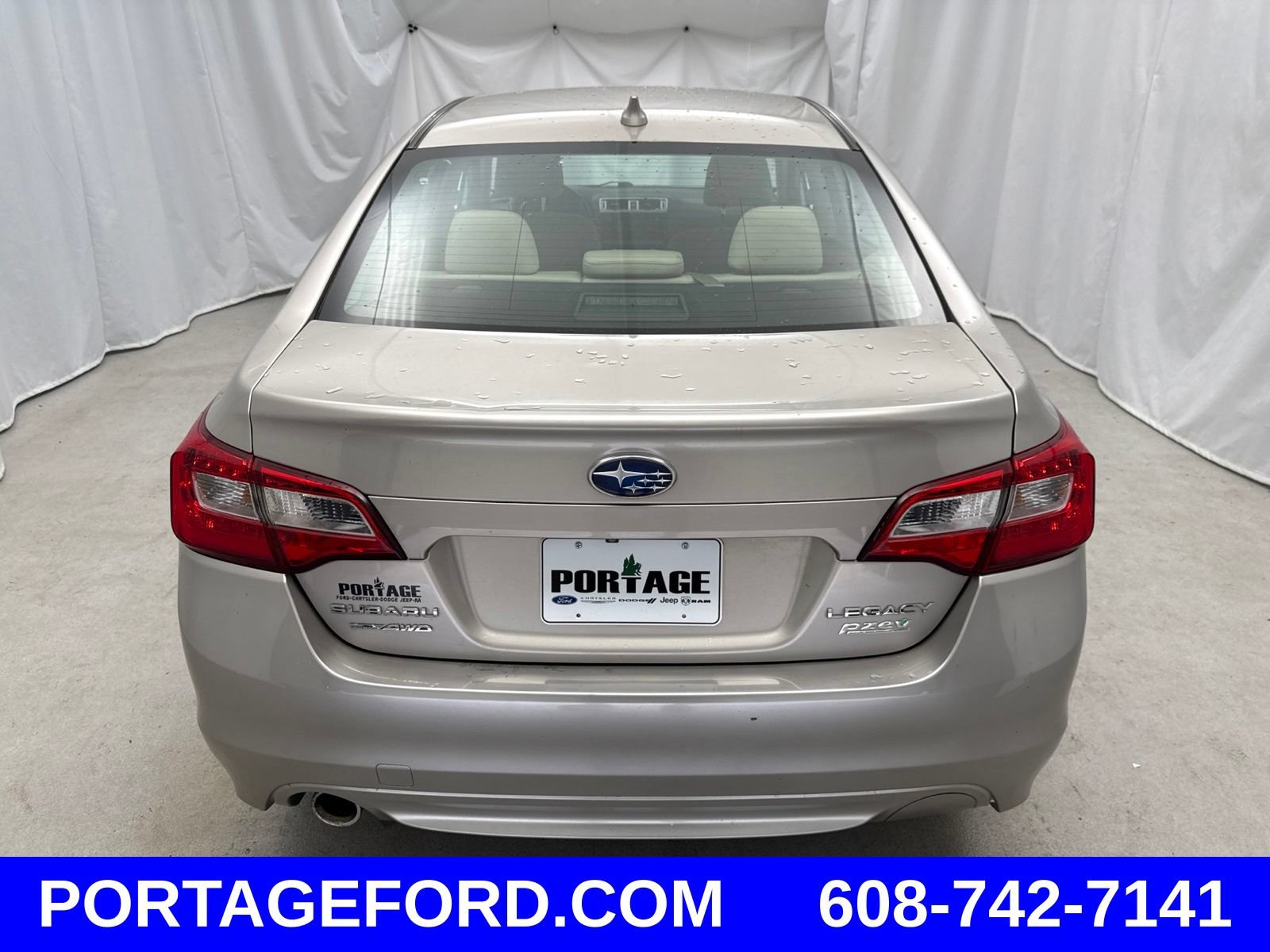 Used 2017 Subaru Legacy 2.5i Premium AWD/4WD image 3