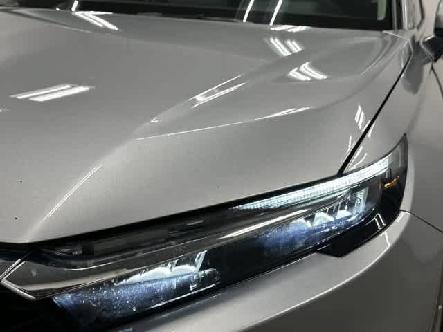 Used 2025 Honda CR-V EX image 30