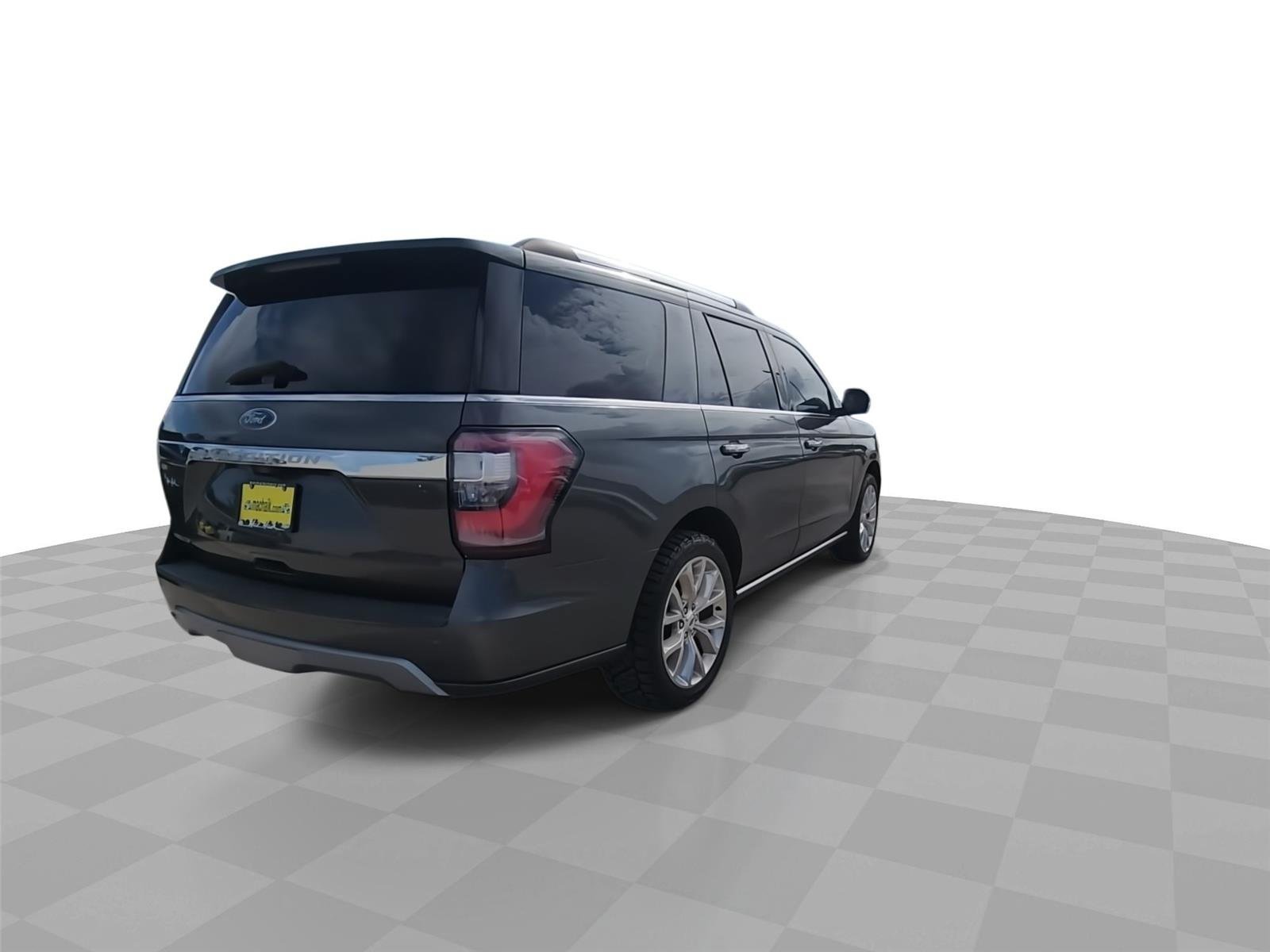 Used 2019 Ford Expedition Limited w/ Equipment Group 302A AWD/4WD image 8