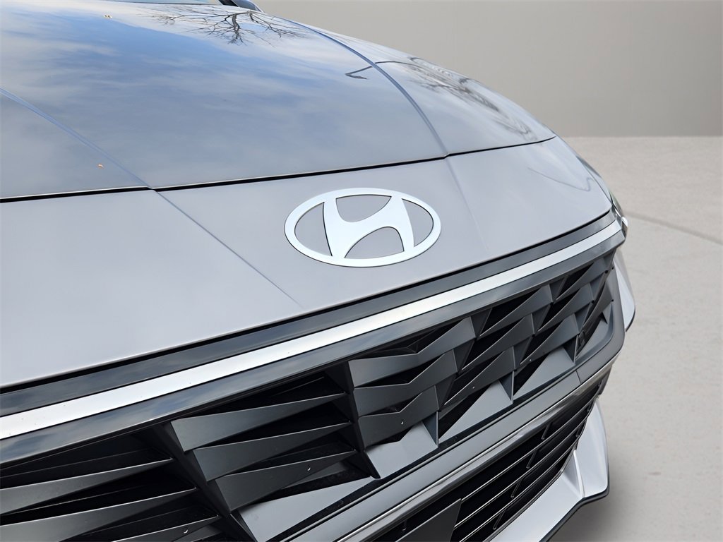 New 2026 Hyundai Elantra SEL Sport image 9