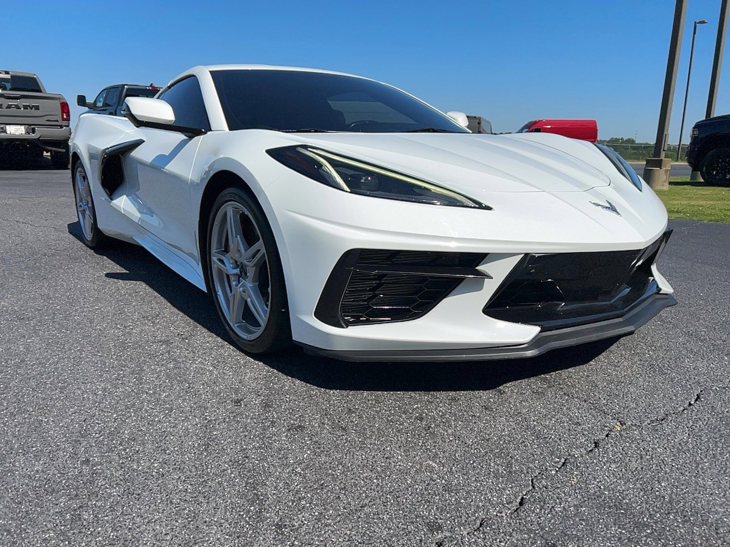 Used 2020 Chevrolet Corvette w/ 2LT Preferred Equipment Group RWD image 3