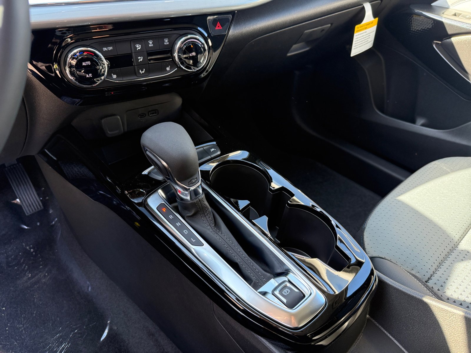 New 2026 Chevrolet Trax LT image 13