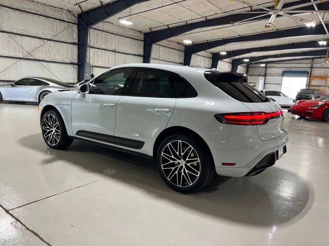 Used 2023 Porsche Macan Base image 67