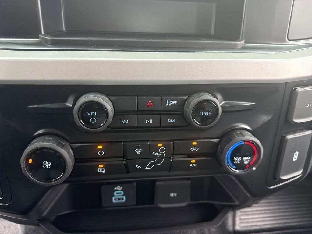 New 2026 Ford F250 XL w/ XL Chrome Package image 20