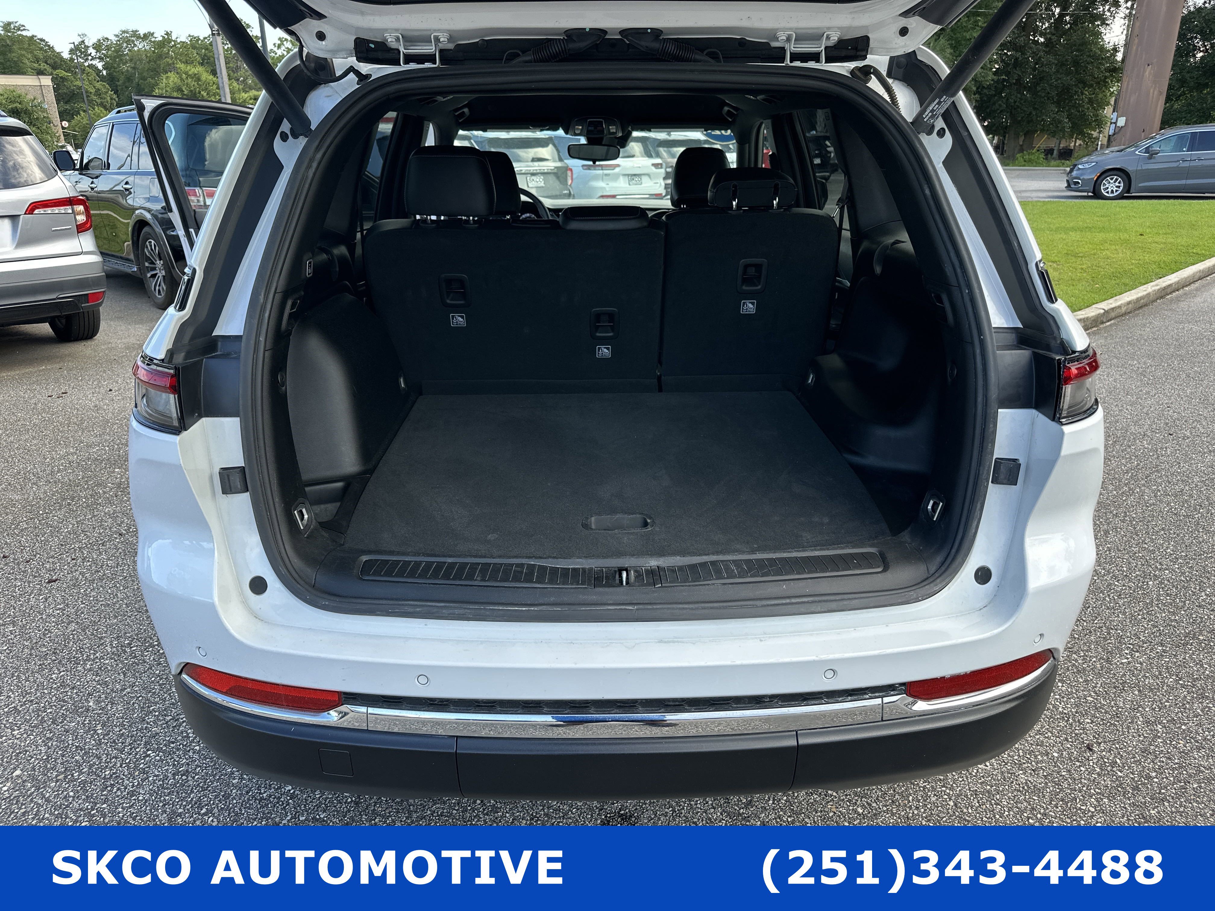 Used 2024 Jeep Grand Cherokee Limited image 21