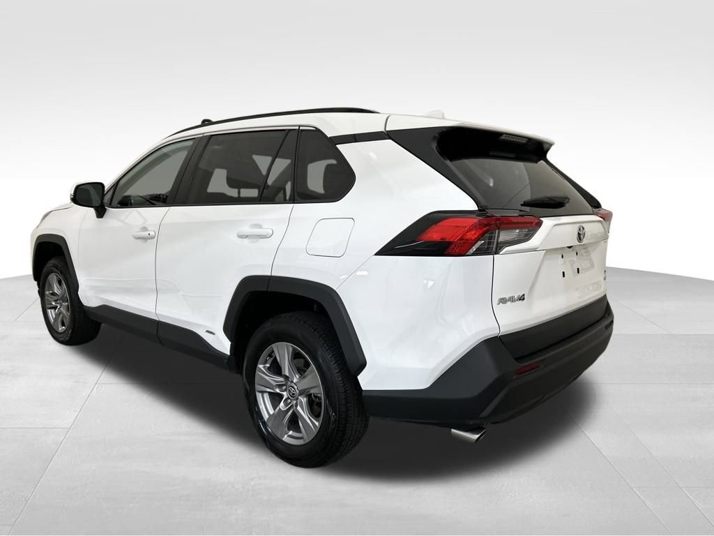 Used 2024 Toyota RAV4 XLE video 3