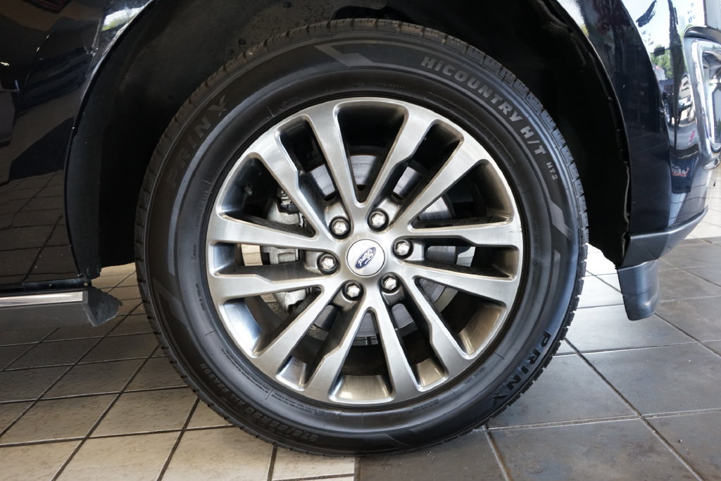 Used 2020 Ford Expedition Limited AWD/4WD image 54