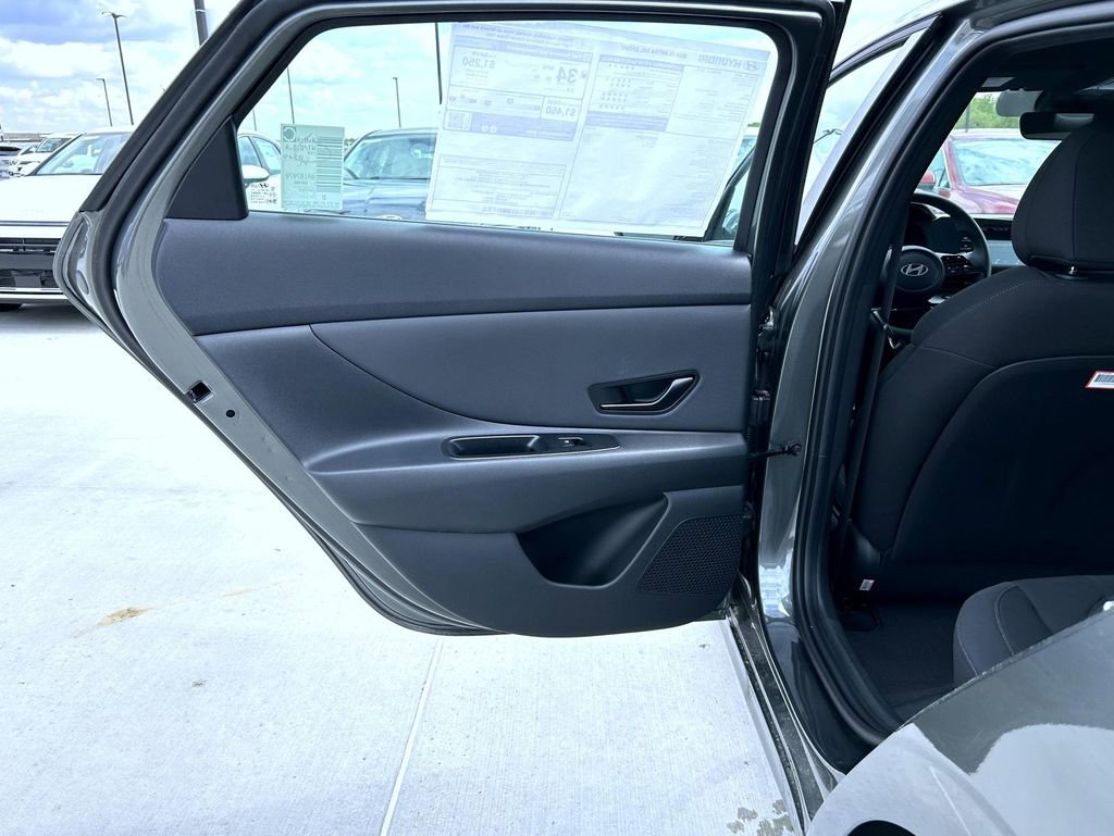 New 2026 Hyundai Elantra Sport FWD image 20