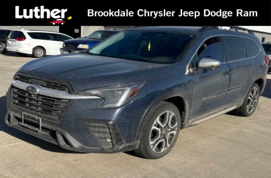 Used 2023 Subaru Ascent Limited w/ Technology Package image 1