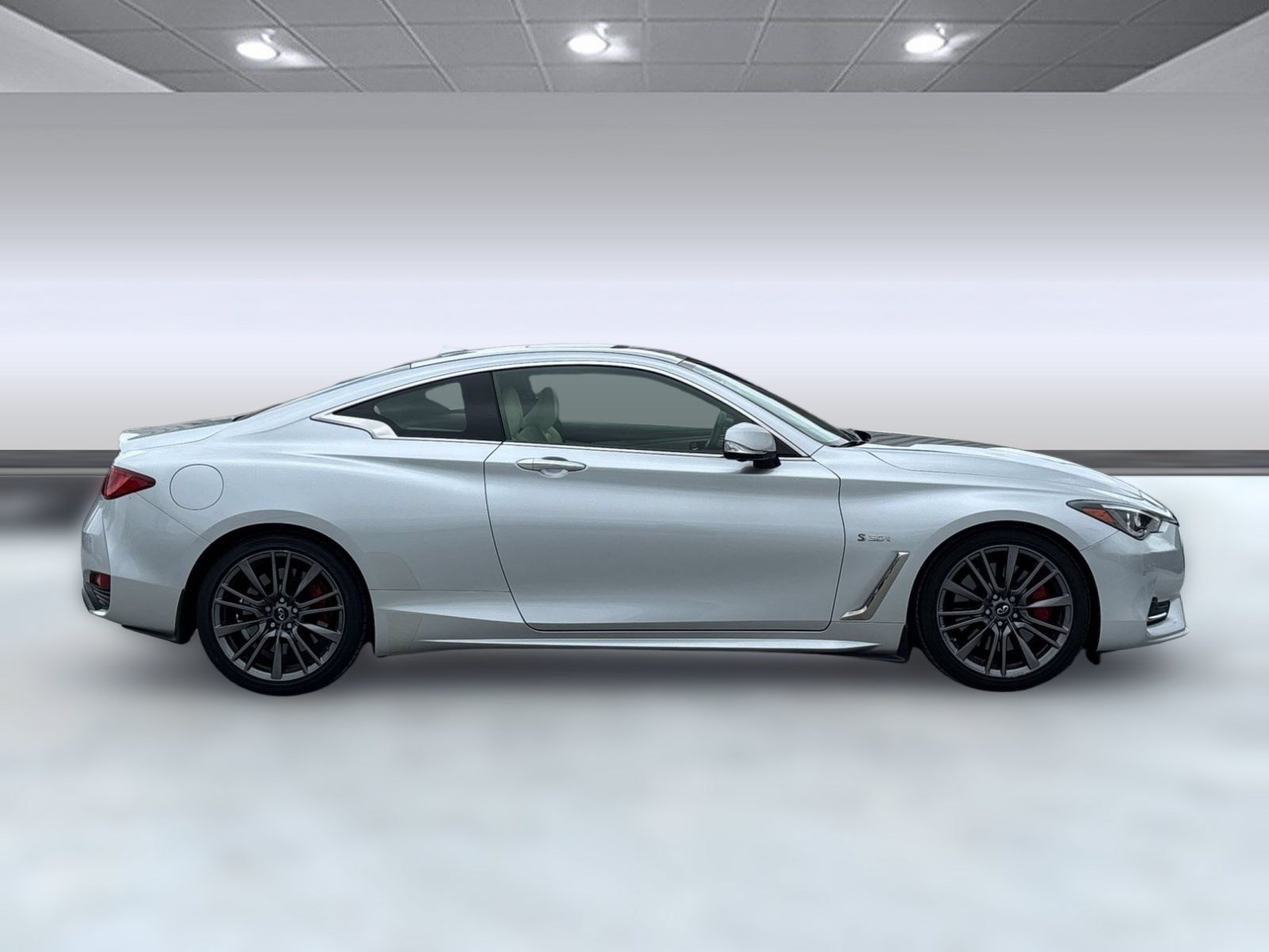 Used 2017 INFINITI Q60 Red Sport 400 RWD image 8