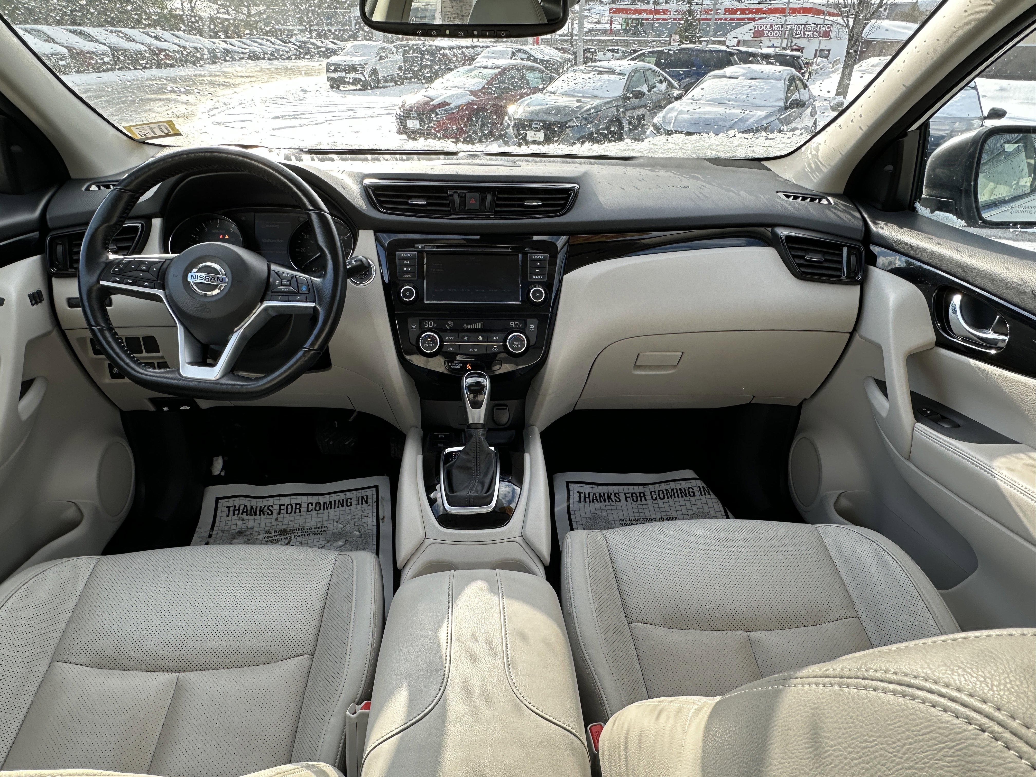 Used 2021 Nissan Rogue Sport SL w/ Premium Package image 18