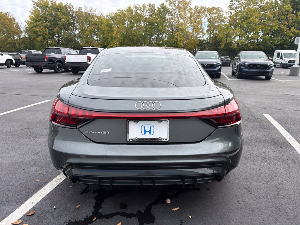 Used 2023 Audi e-tron GT Premium Plus AWD/4WD image 4