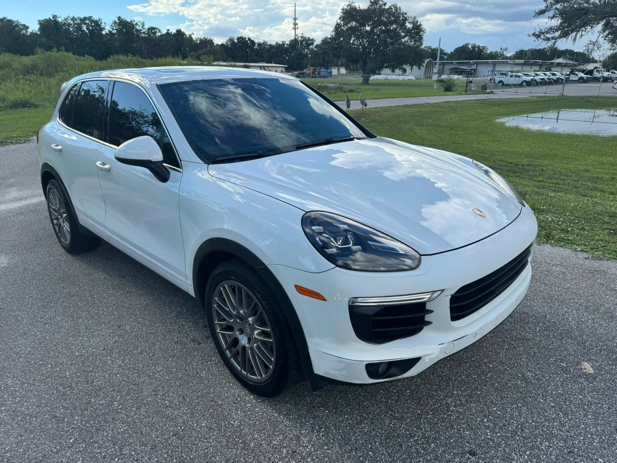 Used 2015 Porsche Cayenne S AWD/4WD image 4