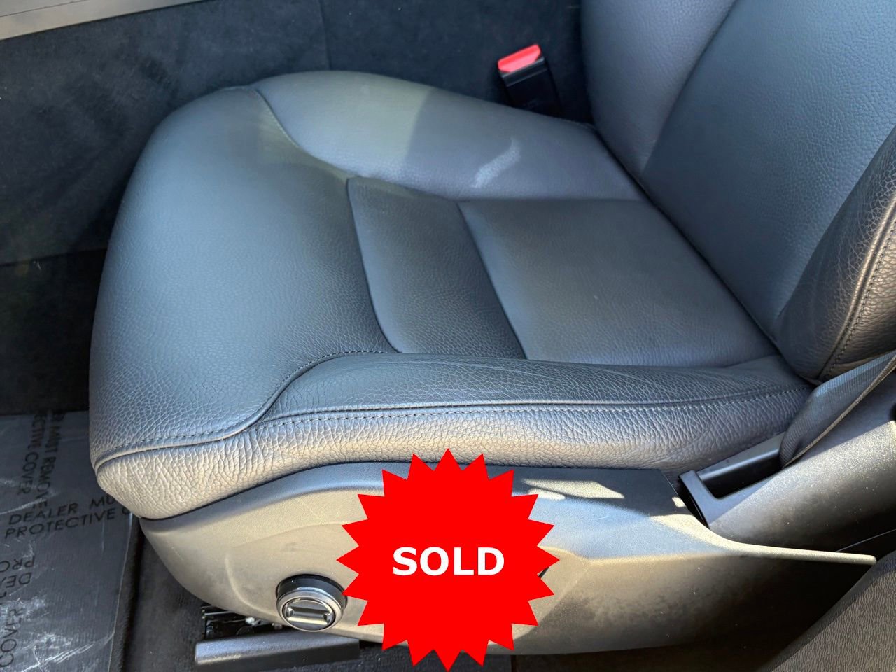 Certified 2025 Volvo XC60 B5 Plus image 31