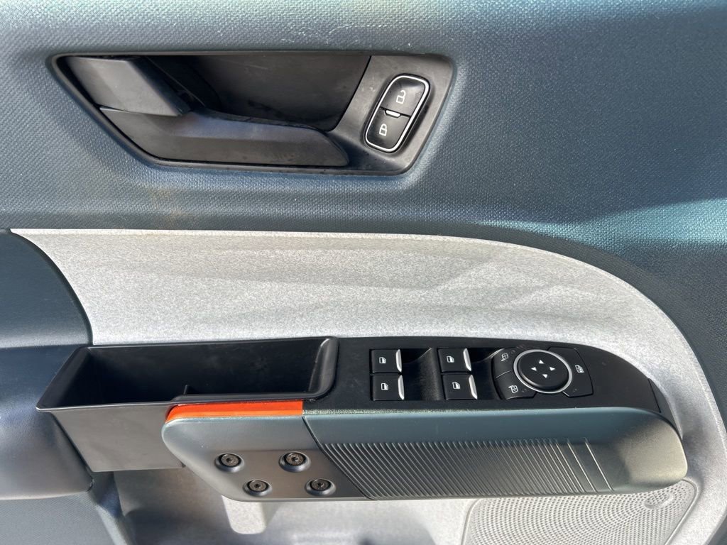 Used 2022 Ford Maverick XLT w/ XLT Luxury Package image 4