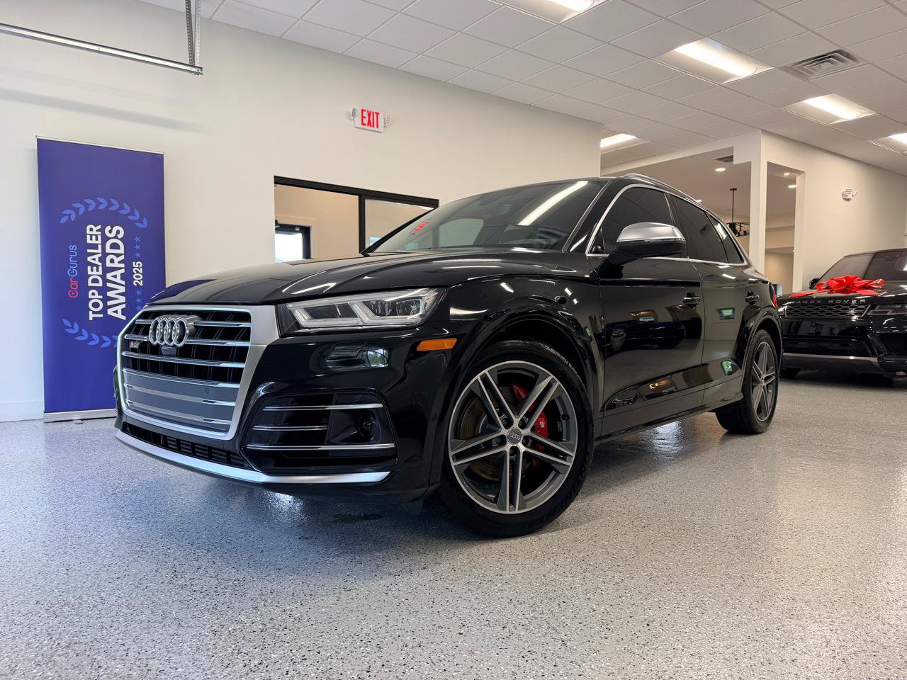 Used 2019 Audi SQ5 Prestige w/ Prestige Package AWD/4WD image 2