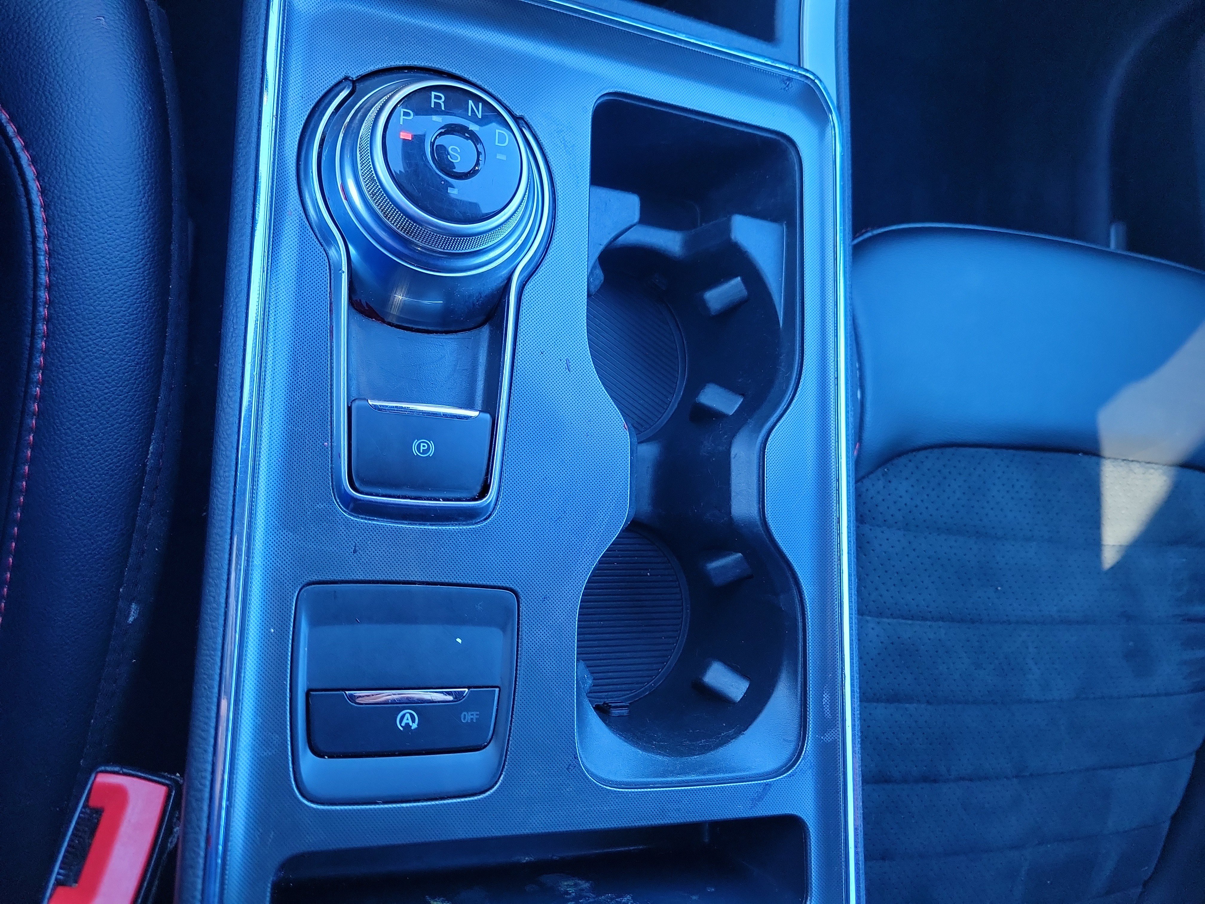 Certified 2024 Ford Edge ST-Line AWD/4WD image 18