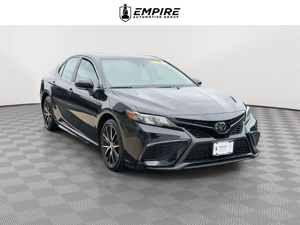 Used 2023 Toyota Camry SE
