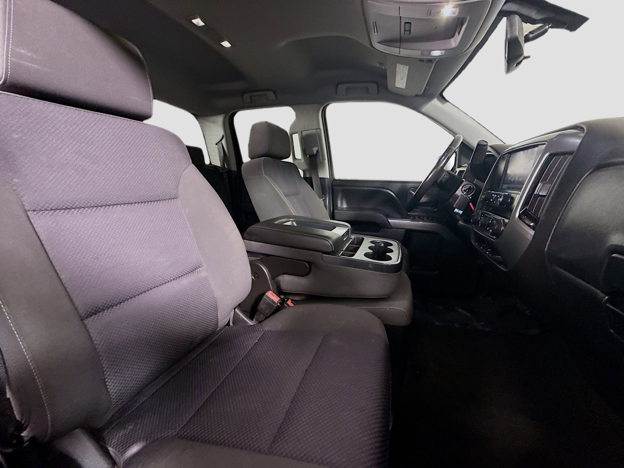 Used 2018 Chevrolet Silverado 1500 LT w/ All Star Edition image 28