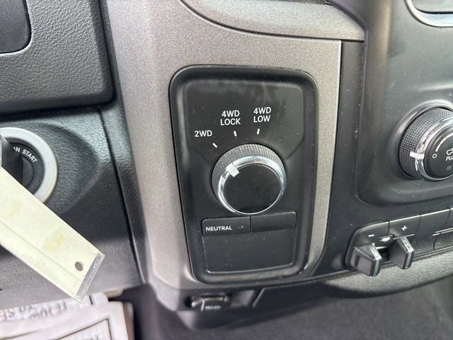 Used 2015 RAM 1500 ST w/ SXT Appearance Group image 20