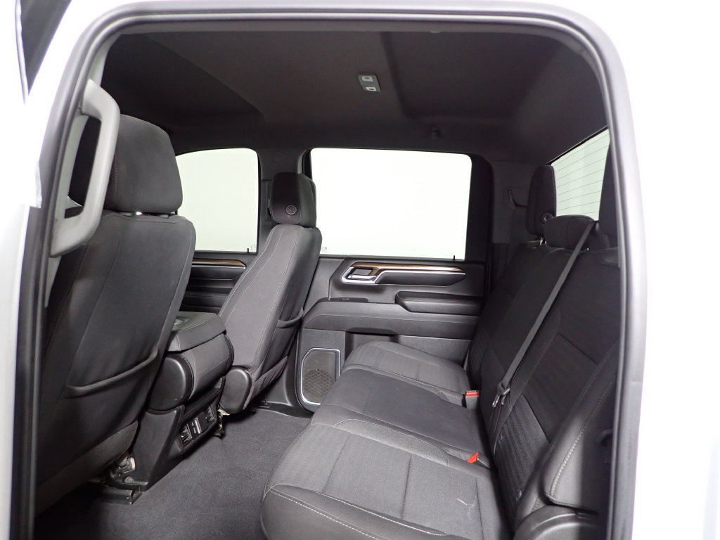 Used 2024 Chevrolet Silverado 2500 LT w/ Convenience Package AWD/4WD image 32
