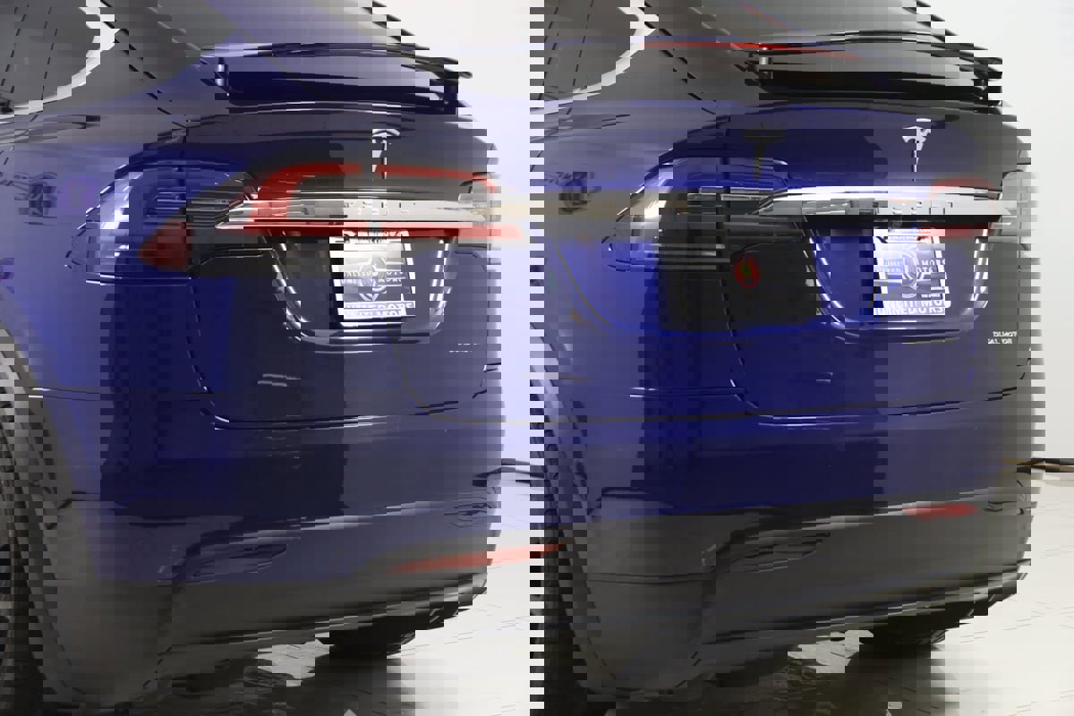 Used 2019 Tesla Model X 75D image 30