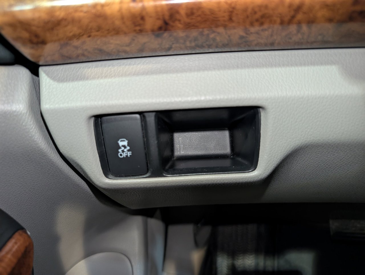 Used 2011 Honda Accord EX image 37