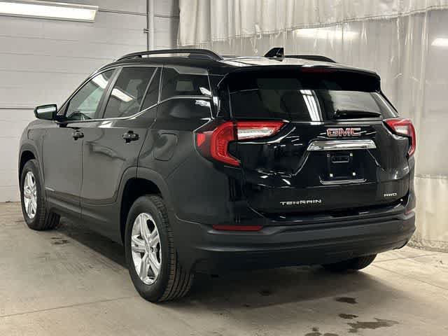 Used 2022 GMC Terrain SLE w/ Driver Convenience Package AWD/4WD image 30