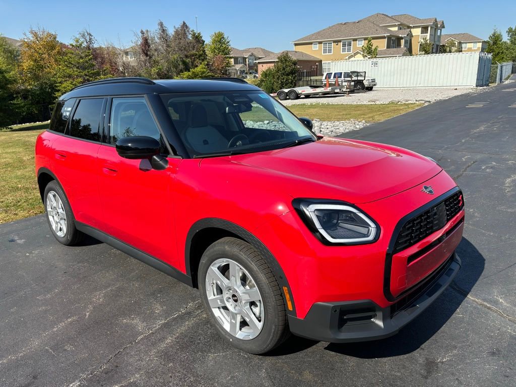 New 2025 MINI Cooper Countryman S w/ Comfort Package Max image 3