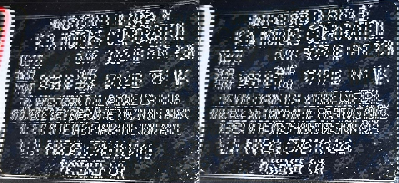 Used 2022 Kia Stinger GT1 image 29