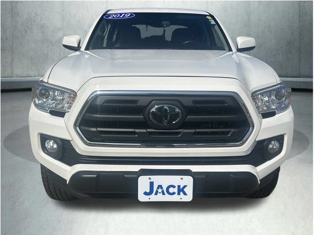 Used 2019 Toyota Tacoma SR5 AWD/4WD image 10