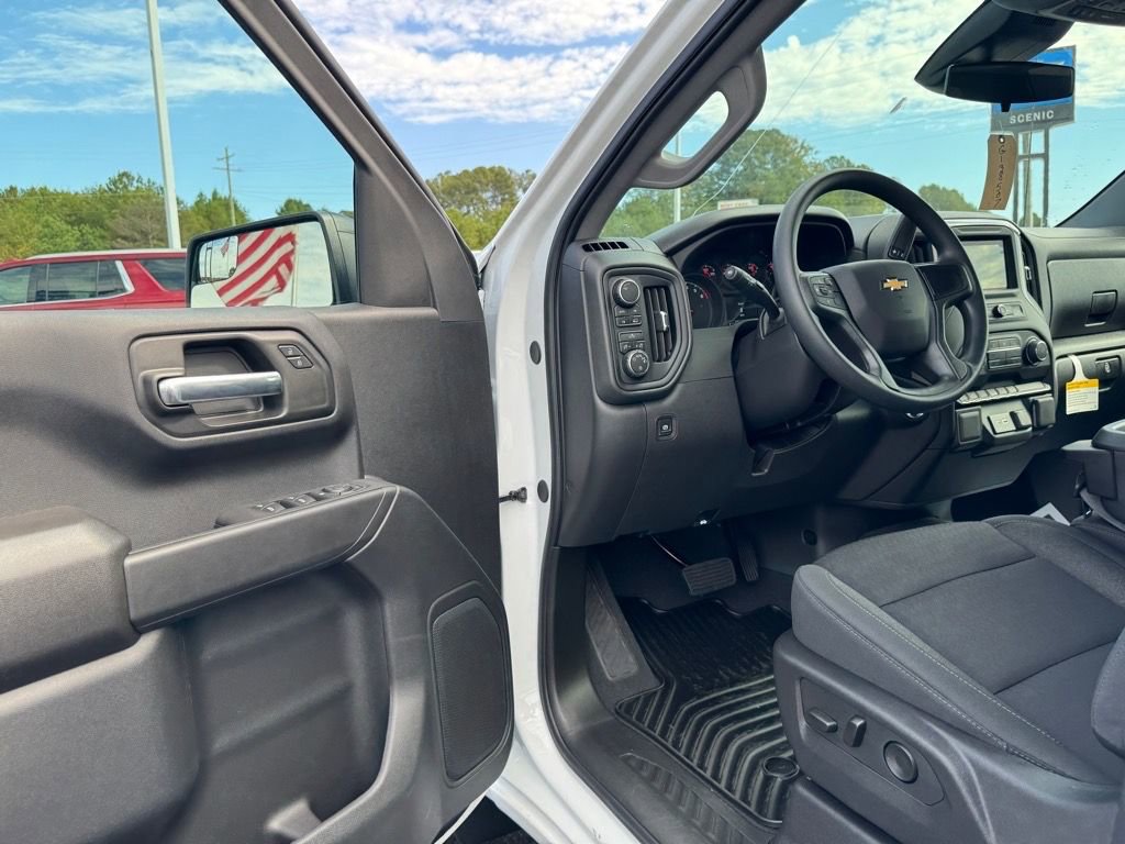 New 2026 Chevrolet Silverado 1500 Custom image 10