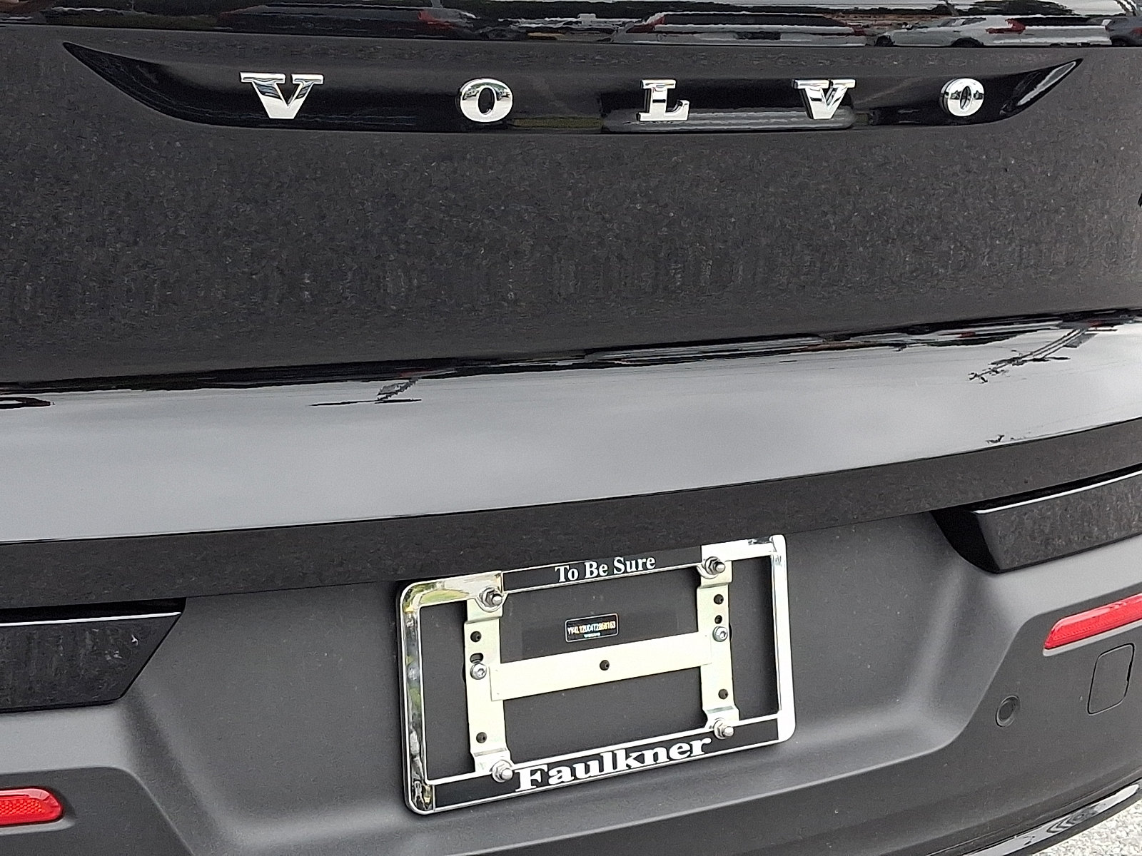 New 2026 Volvo XC40 B5 Plus w/ Protection Package Premier AWD/4WD image 17
