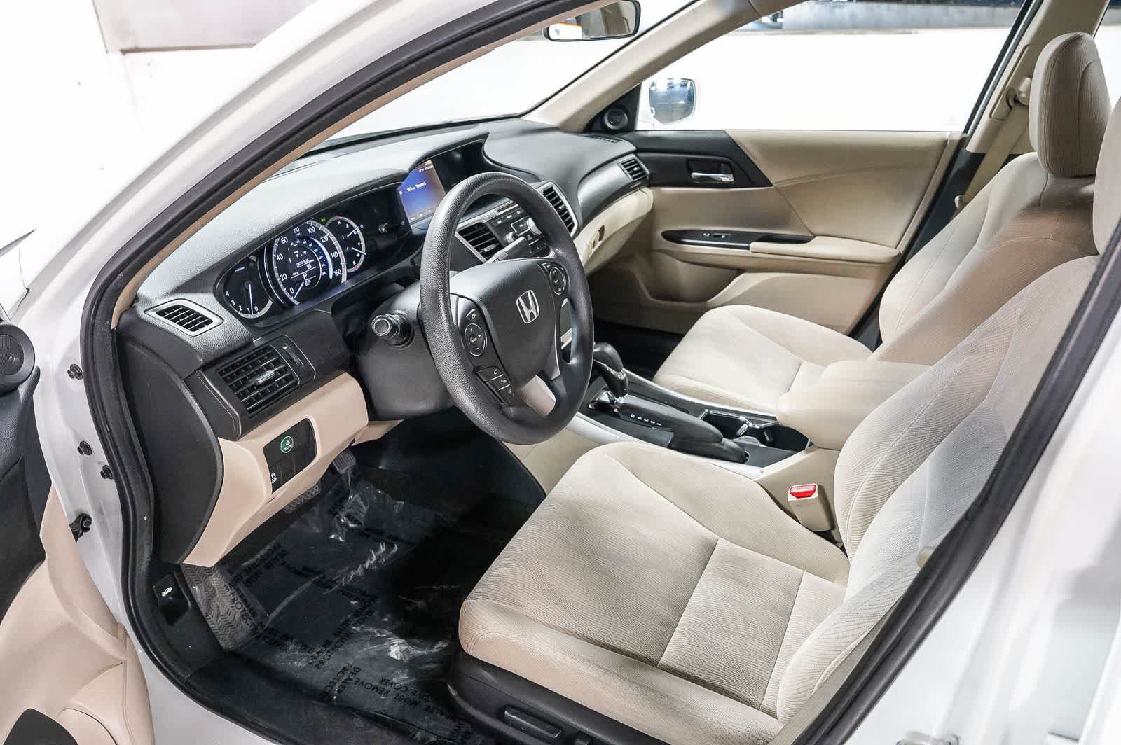 Used 2013 Honda Accord EX image 18