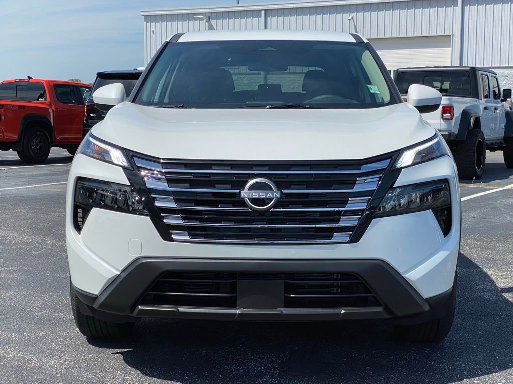 New 2026 Nissan Rogue SV image 9