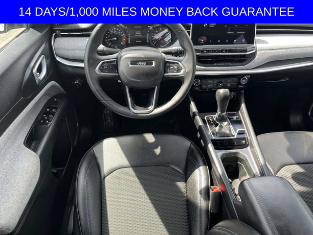 Used 2024 Jeep Compass Latitude AWD/4WD image 9