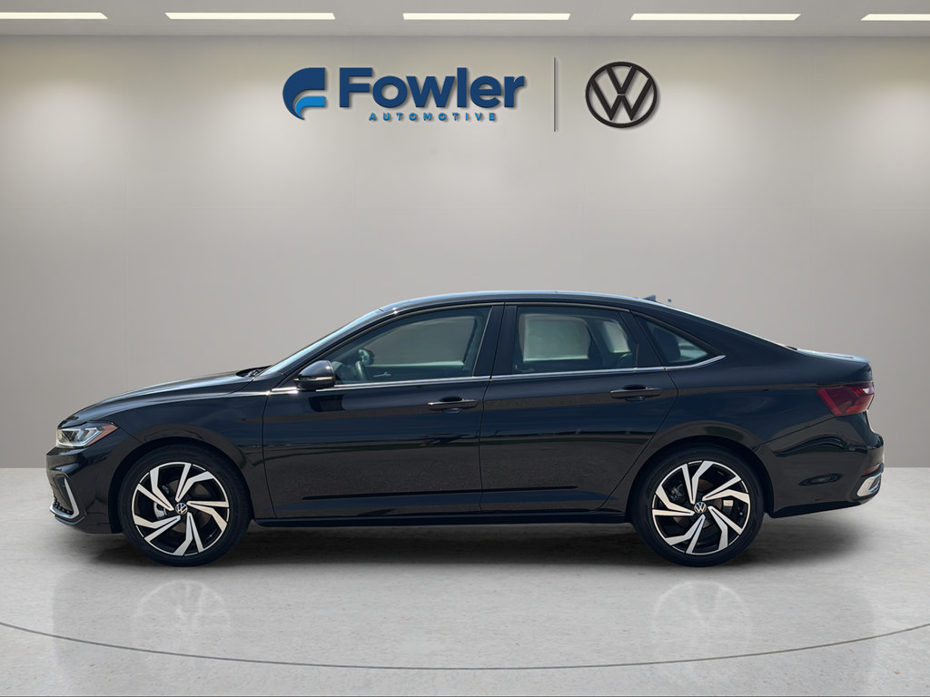 Used 2026 Volkswagen Jetta SEL FWD image 4