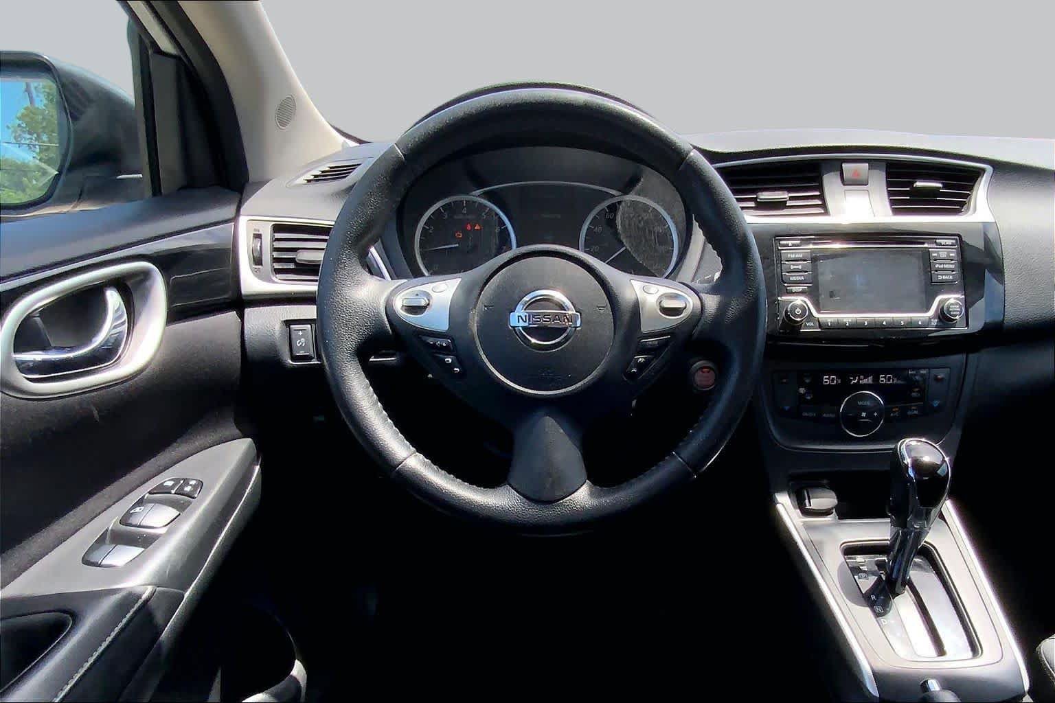 Used 2018 Nissan Sentra SV FWD image 5