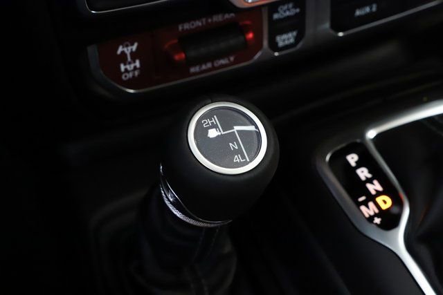 New 2025 Jeep Gladiator Rubicon w/ Safety Group image 32